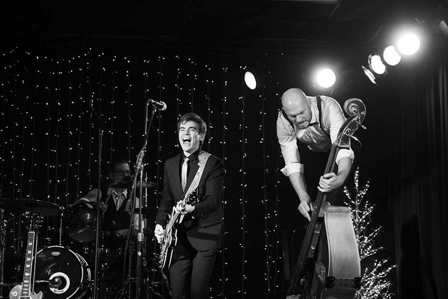 Jeremy Kneeshaw and Charlie Frie Velvet Groove Blues Band perform live at the Blue Grotto